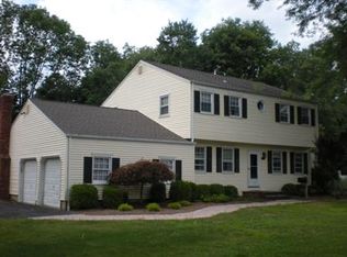 6 Bockoven Rd, Mendham, NJ 07945