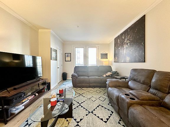 3rd image of 903 Providence Pl APT 222