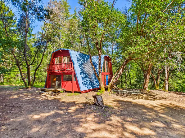 290 Moonlight Meadows Rd, Whitethorn, CA 95589