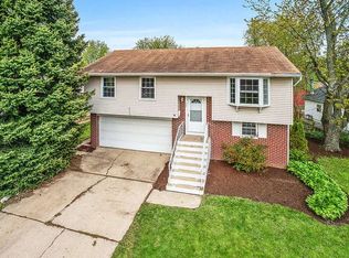 727 Delta Ave, Romeoville, IL 60446