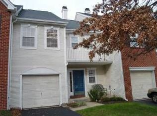 2 Painted Wagon Rd, Holmdel, NJ 07733