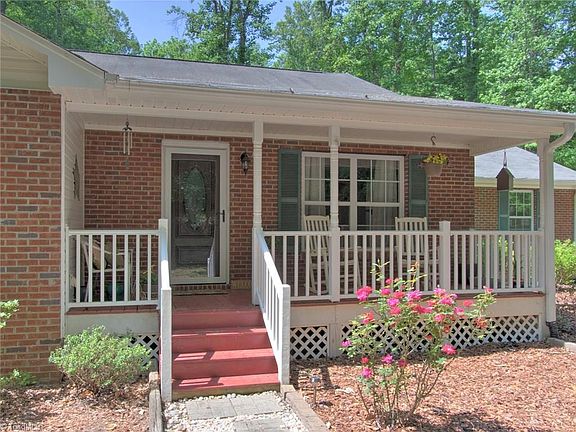 3rd image of 7497 Weitzel Dr