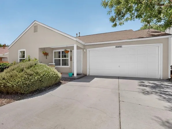 10701 Stanley Dr NW, Albuquerque, NM 87114