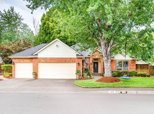1368 Wimbledon Pl, Springfield, OR 97477