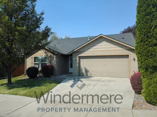 1310 SW Greeley St, College Place, WA 99324