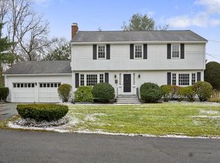 1 Pleasantview Ter, Framingham, MA 01701