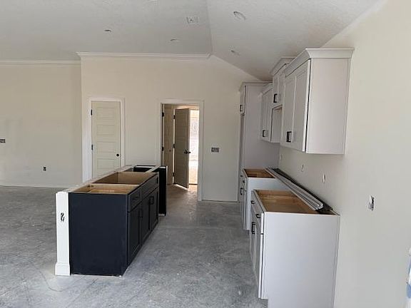 3rd image of 370 Three Curve Rd. #Tupelo 2