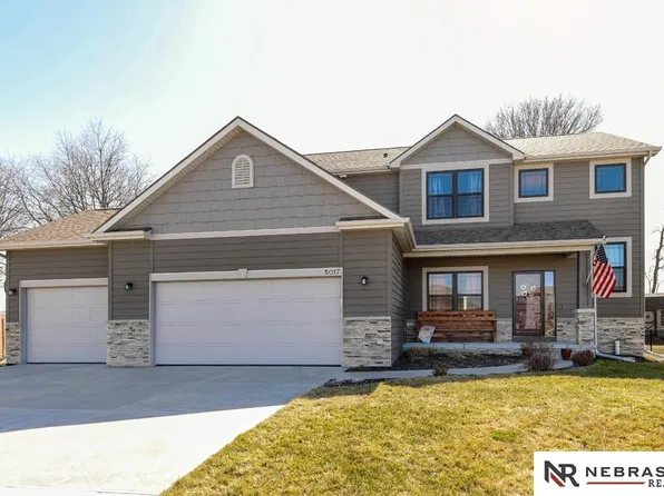 5017 Waterford Ave, Bellevue, NE 68133