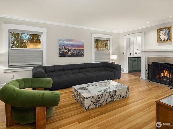 5th image of 207 25th Avenue