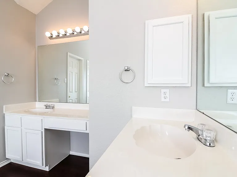 816 Parker Dr — Photo 9