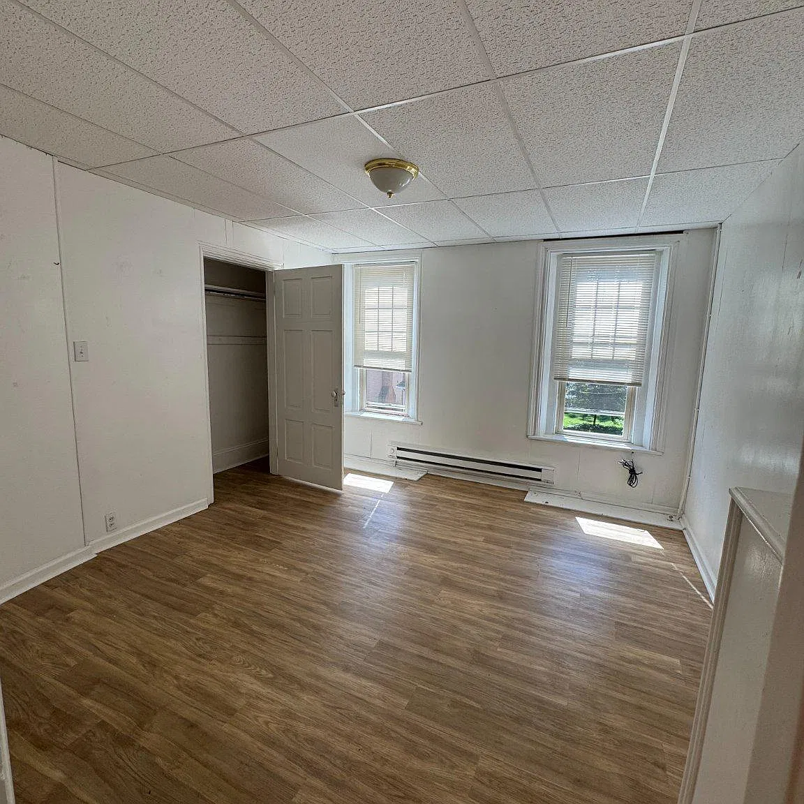 1 bed, 1.0 bath, 800 sqft, $995 — Photo 3