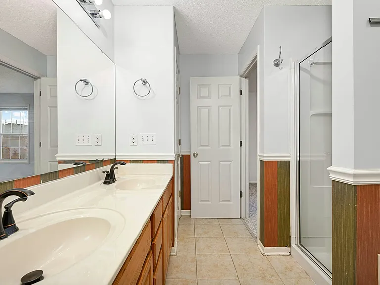 15729A Porchlight Ln — Photo 15