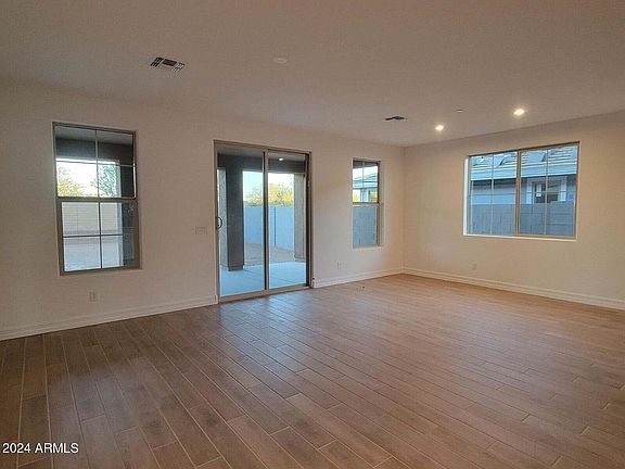 3rd image of 31381 N 130TH Avenue