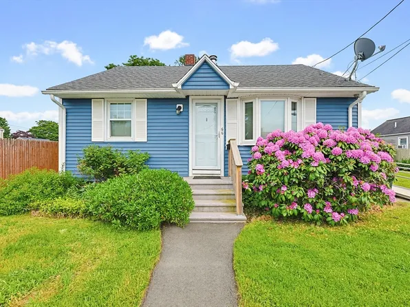 66 Little Neck Ave, Swansea, MA 02777