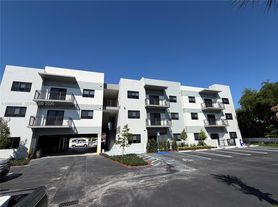 2641 NW 24th Ct, Miami, FL