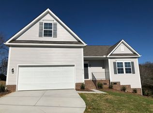 650 Mountain Pl, Albemarle, NC 28001