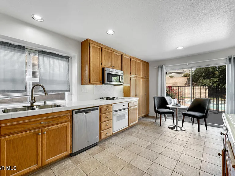 2676 Santa Ynez Ave #2676 — Photo 22