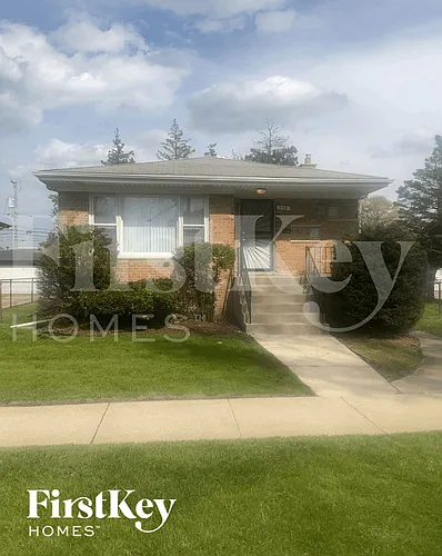 659 Paxton Ave Photo 1