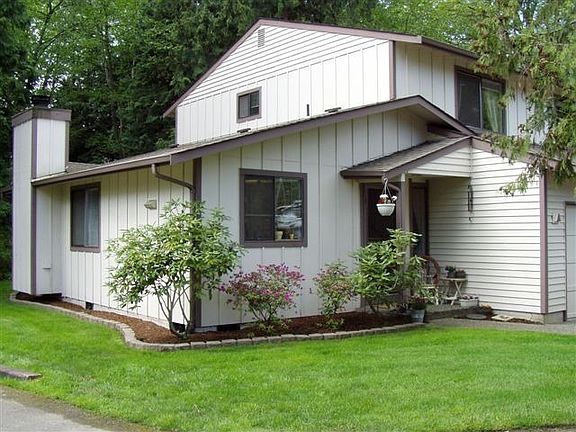 Exterior / Front side