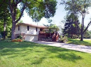 3708 Denmark Ct E, Eagan, MN 55123