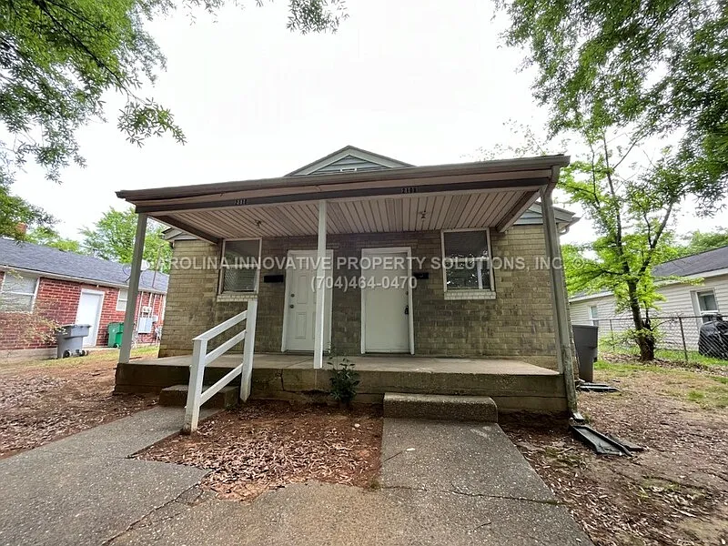 2 bed, 1.0 bath, 627 sqft, $995 — Photo 1
