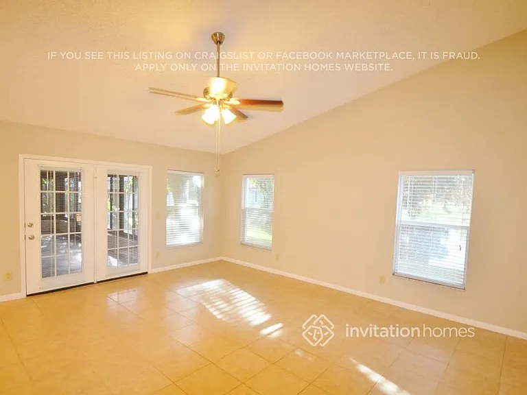 10323 Ashley Oaks Dr — Photo 2