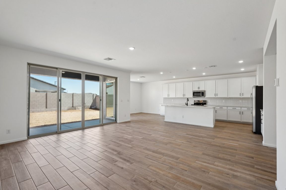 next background image