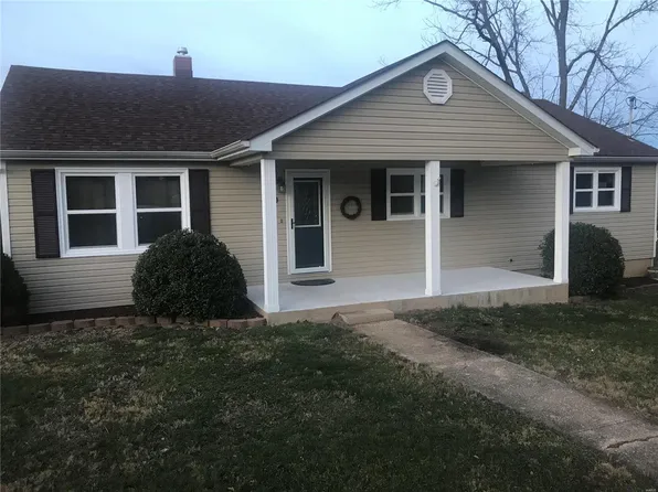 1310 E 3rd St, Salem, MO 65560