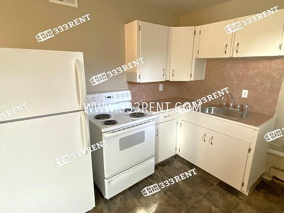 4th image of 6002 E 153rd Ter APT A