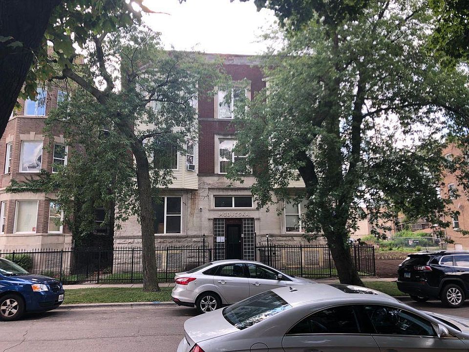 1st image of 6440-1 N S Ellis Ave