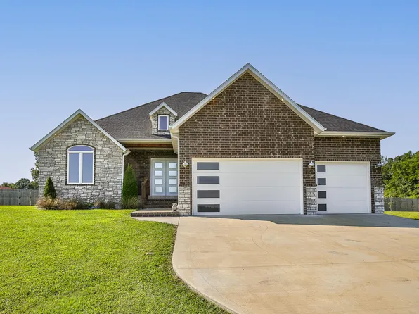 58 Russel Ridge Road, Nixa, MO 65714