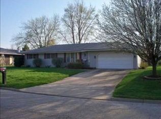 311 Robert Dr, Normal, IL 61761