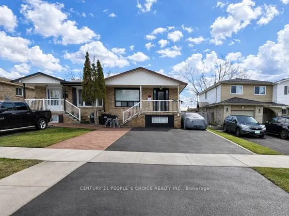 108 Kozlov St, Barrie, ON L4N 4P9