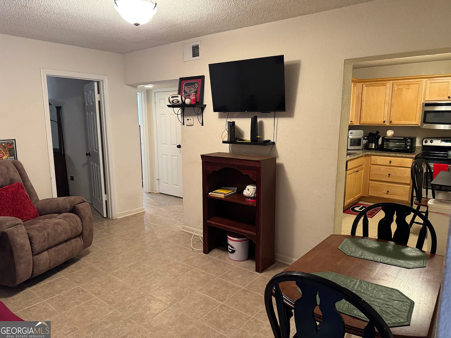 2 bed, 1.0 bath, 795 sqft, $1,500 — Photo 4