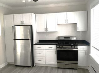 839 W Cornelia Ave APT 1S, Chicago, IL 60657