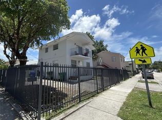 1068 SW 2nd St, Miami, FL 33130