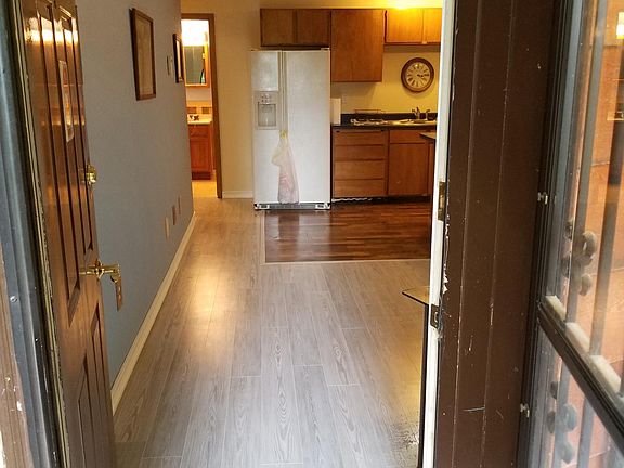 2nd image of 3296 Roden Ln