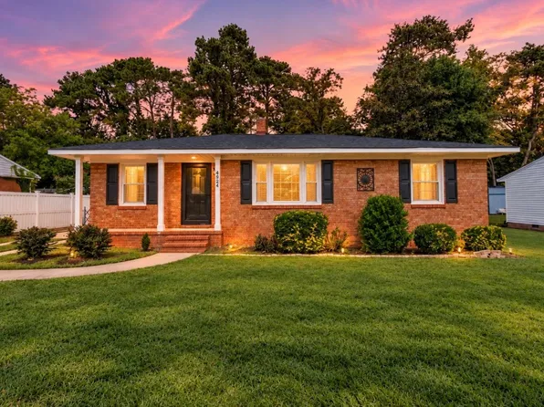 4924 Redwood Dr, Fayetteville, NC 28304