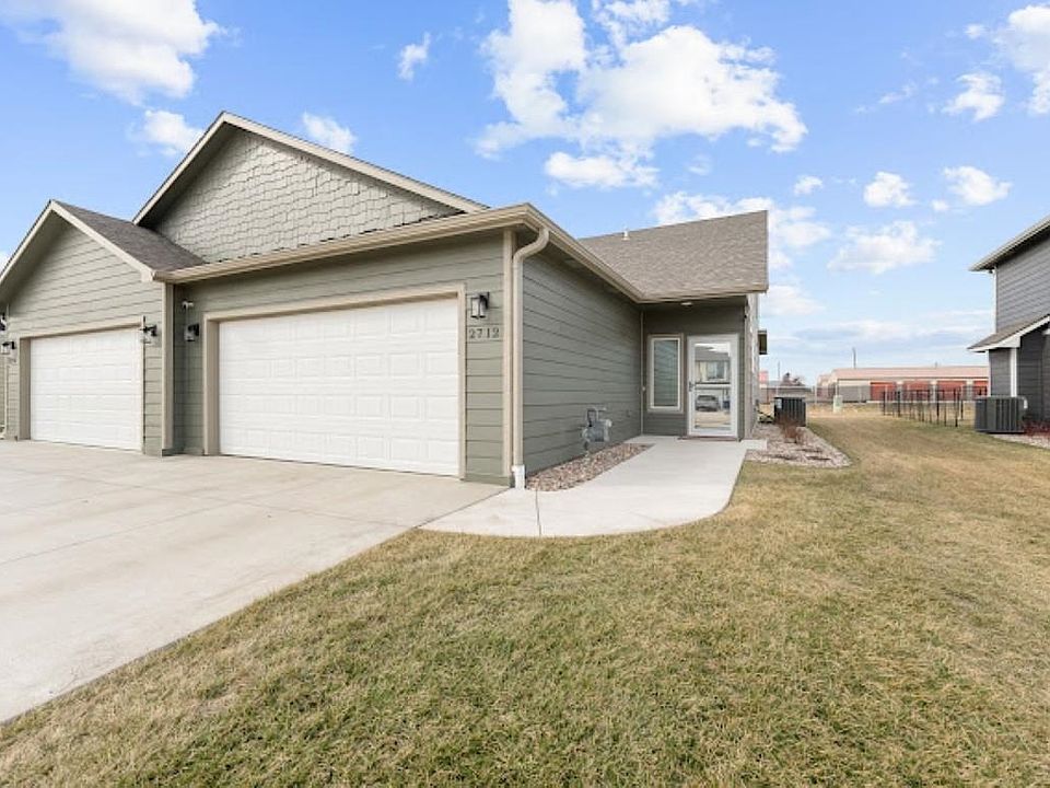 1st image of 2712 Tim Rogers Ln