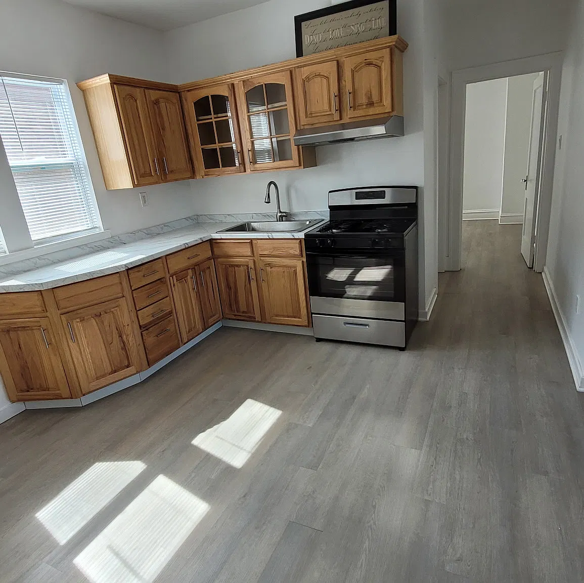 1 bed, $1,100 — Photo 1