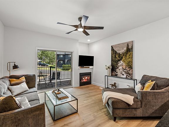 3rd image of 493 Eaglepointe Court UNIT 3