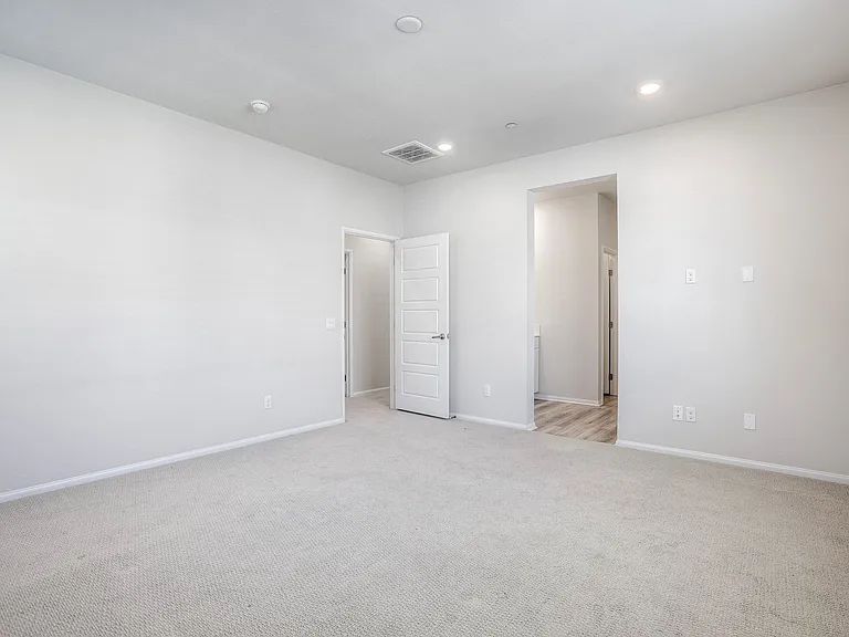 40530 Melrose Dr — Photo 25
