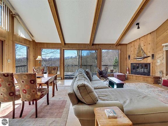 3rd image of 6240 Eagles Nest Dr