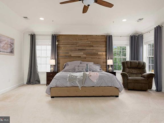 5th image of 7707 Brasswood Ln