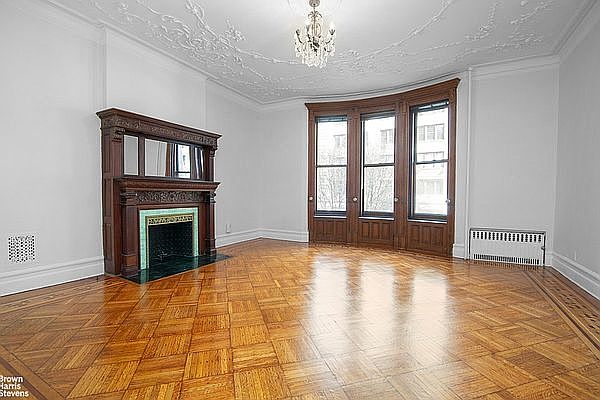 1st image of 615 W End Ave #T2