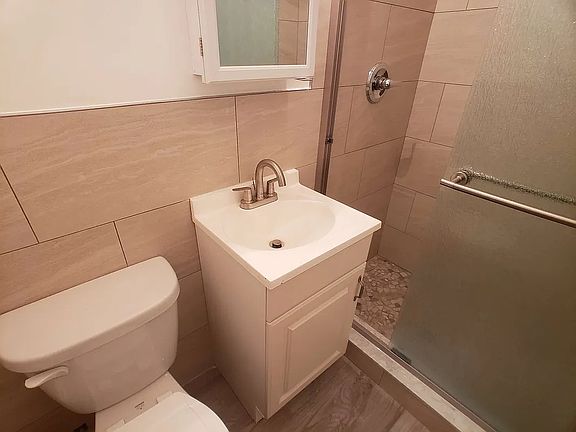 5th image of 20-04 49th St #2F