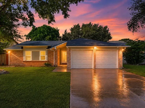12019 Plumbrook Dr, Houston, TX 77099