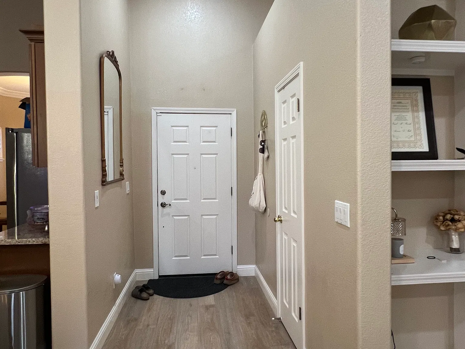 3 bed, 1406 sqft, $2,800 — Photo 2