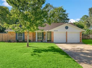 5004 Carmona Ln, Pearland, TX 77584