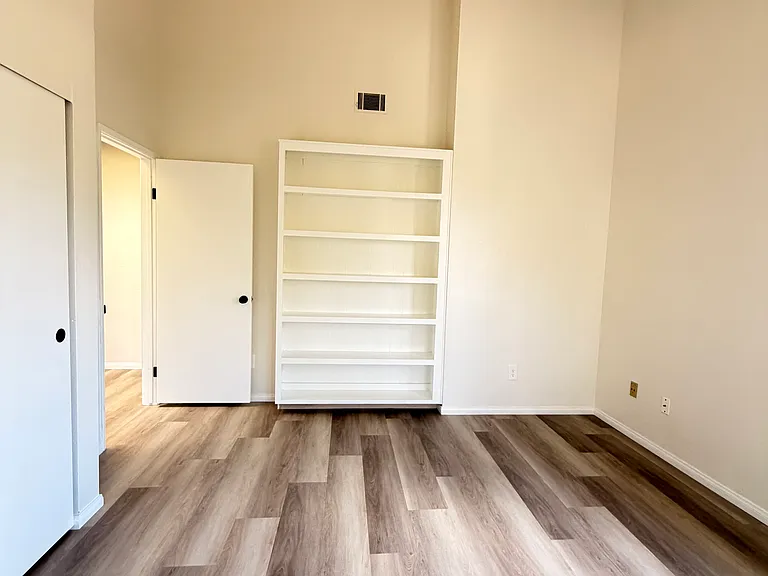 2705 Anta Ct — Photo 15